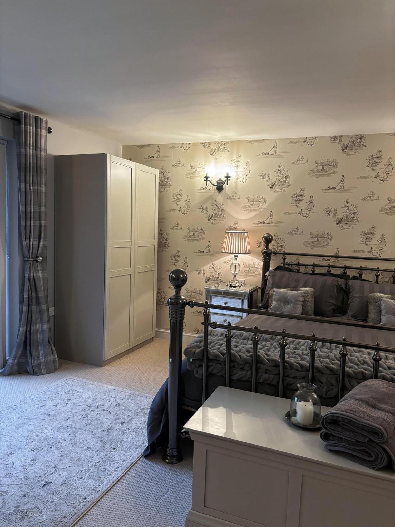 Mulberry House Farm The Garden Room Chippenham  Exteriör bild